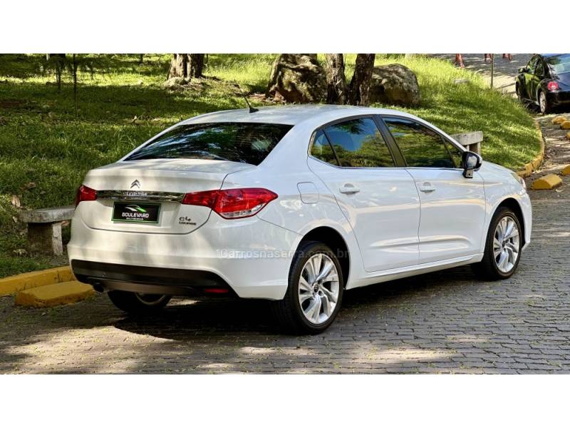 CITROËN - C4 LOUNGE - 2015/2015 - Branca - R$ 47.900,00