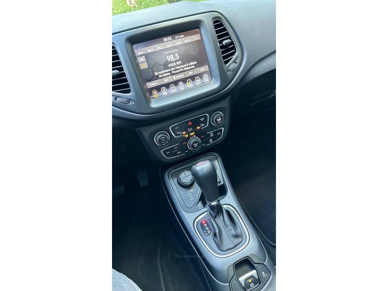 JEEP - COMPASS - 2020/2020 - Marrom - R$ 125.900,00