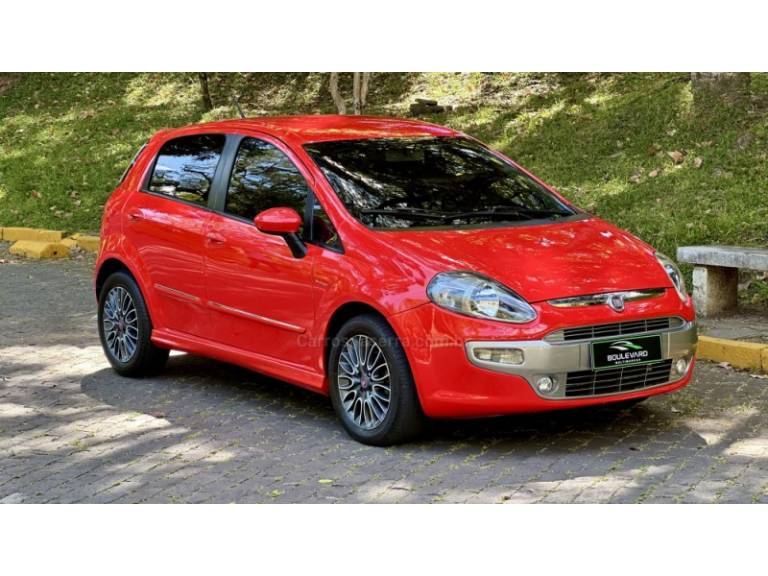 FIAT - PUNTO - 2013/2013 - Vermelha - R$ 38.900,00