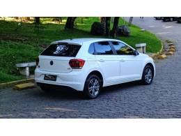 VOLKSWAGEN - POLO - 2019/2020 - Branca - R$ 75.000,00