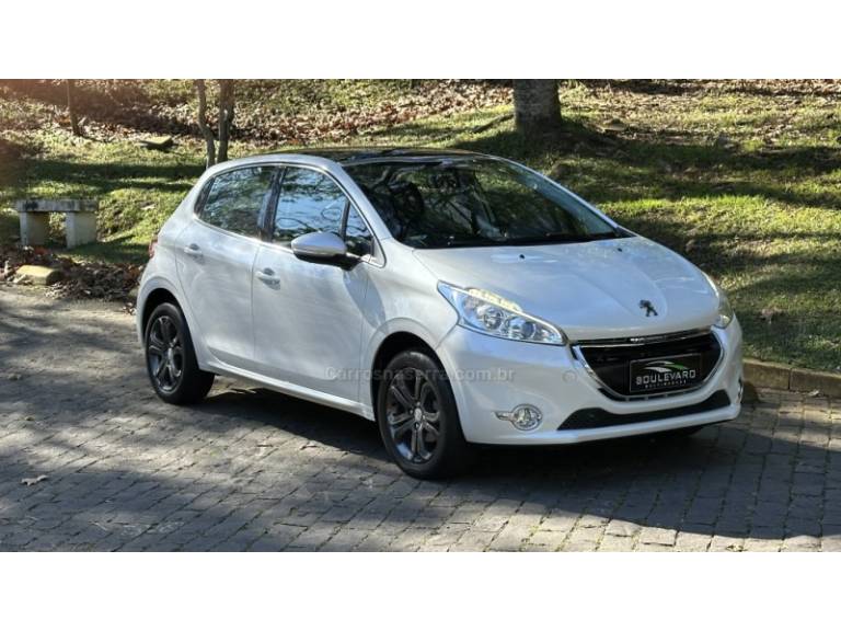PEUGEOT - 208 - 2015/2015 - Branca - R$ 49.900,00