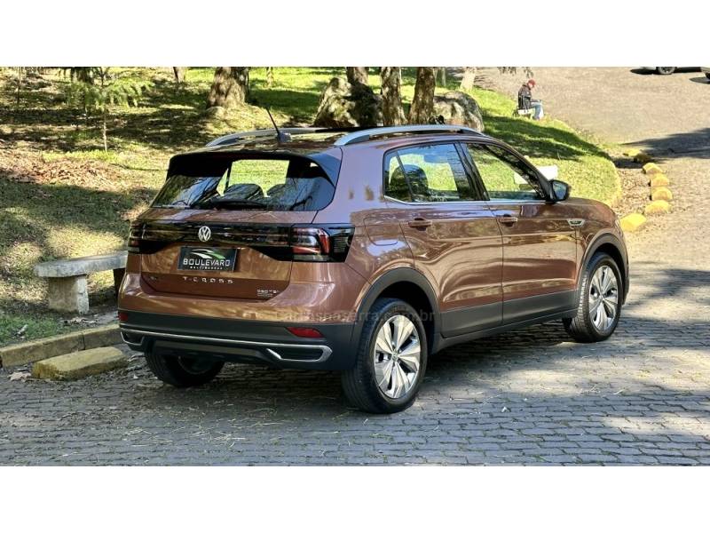 VOLKSWAGEN - T-CROSS - 2019/2020 - Bronze - R$ 109.900,00