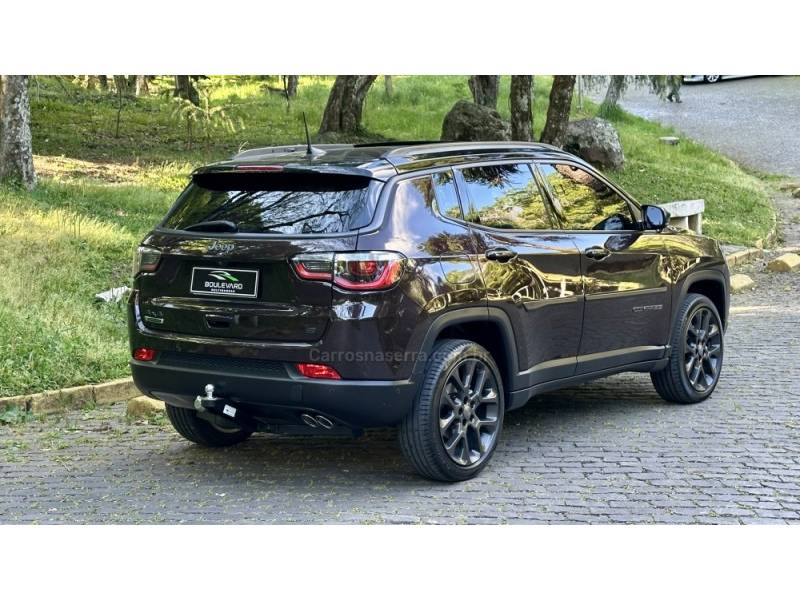 JEEP - COMPASS - 2020/2020 - Marrom - R$ 125.900,00