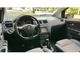 VOLKSWAGEN - FOX - 2015/2016 - Branca - R$ 52.900,00