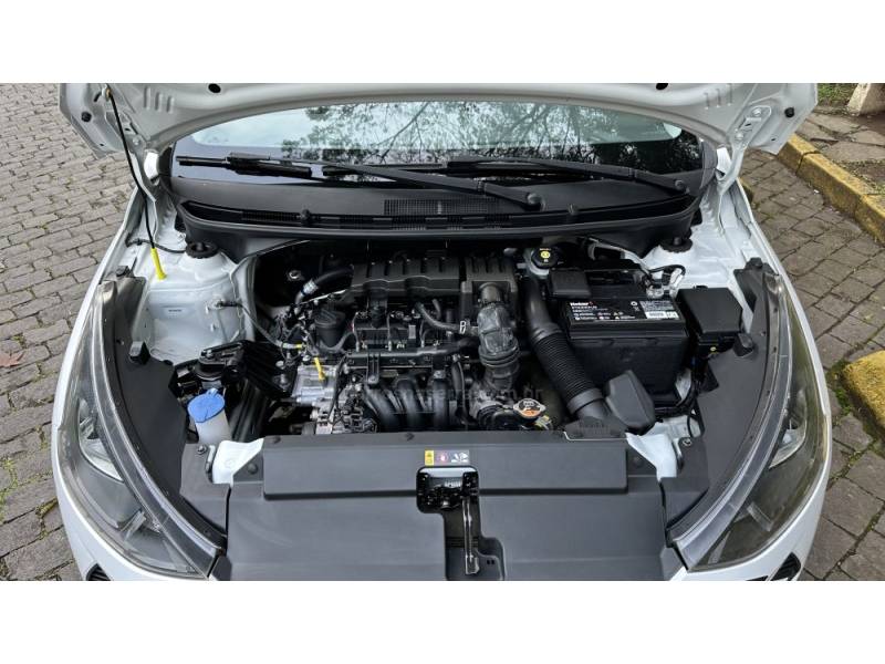 HYUNDAI - HB20S - 2022/2022 - Branca - R$ 60.000,00