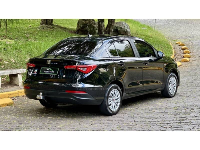 FIAT - CRONOS - 2018/2019 - Preta - R$ 49.900,00