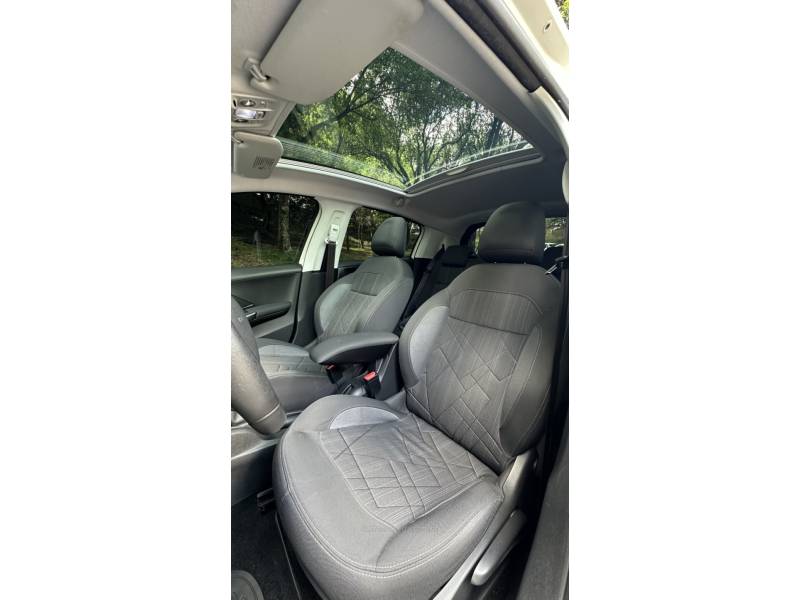 PEUGEOT - 208 - 2015/2015 - Branca - R$ 50.500,00
