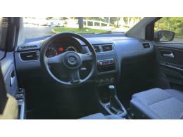 VOLKSWAGEN - FOX - 2012/2013 - Branca - R$ 39.900,00