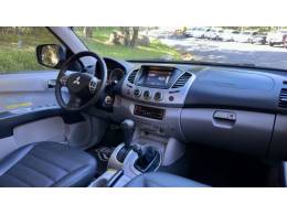 MITSUBISHI - L200 TRITON - 2013/2013 - Branca - R$ 114.900,00