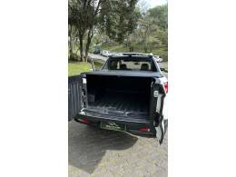 FIAT - TORO - 2017/2018 - Branca - R$ 91.900,00