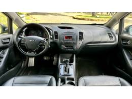 KIA MOTORS - CERATO - 2016/2017 - Cinza - R$ 69.900,00