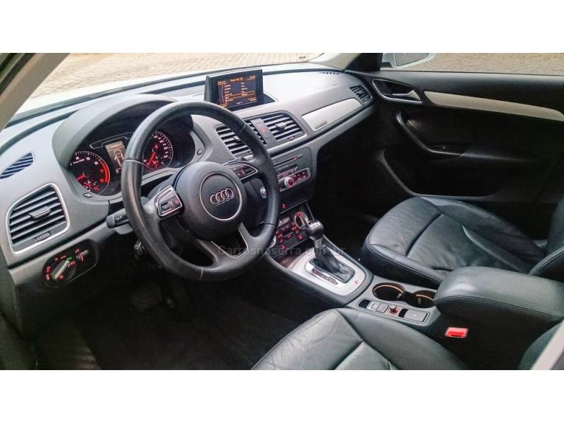AUDI - Q3 - 2015/2015 - Branca - R$ 87.900,00
