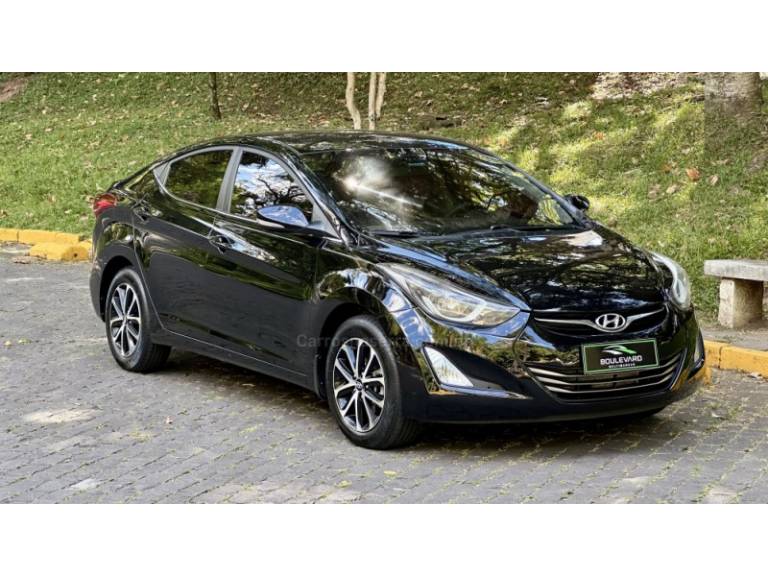 HYUNDAI - ELANTRA - 2014/2015 - Preta - R$ 67.900,00