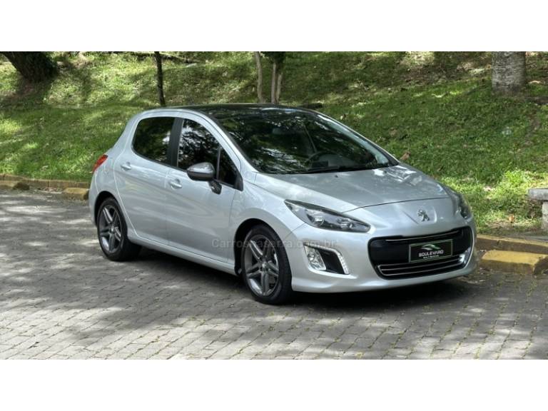 PEUGEOT - 308 - 2013/2014 - Prata - R$ 42.500,00