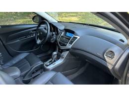 CHEVROLET - CRUZE - 2015/2016 - Cinza - R$ 69.900,00