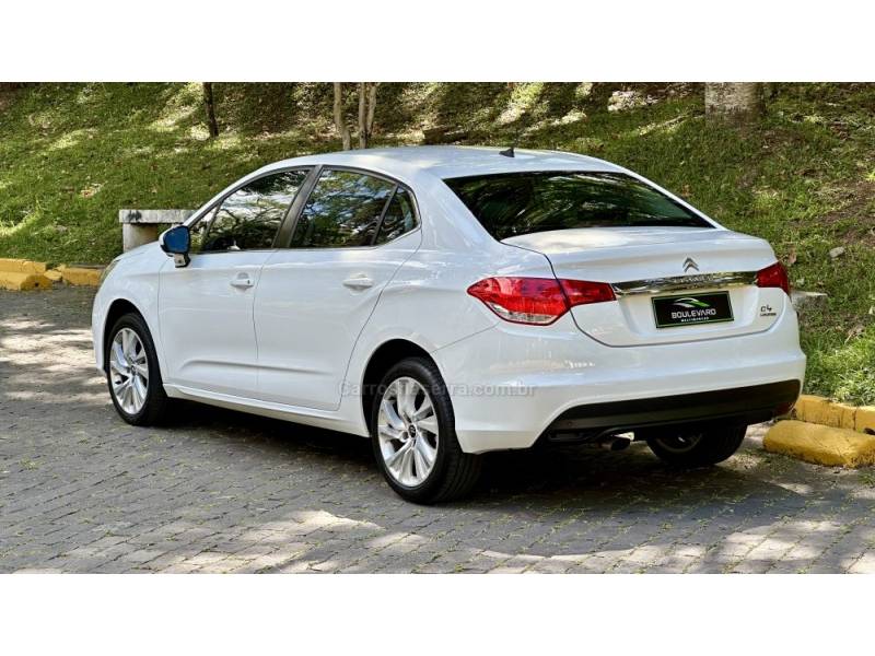 CITROËN - C4 LOUNGE - 2015/2015 - Branca - R$ 47.900,00