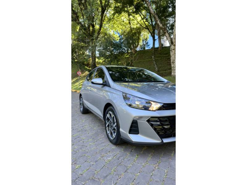 HYUNDAI - HB20 - 2023/2024 - Cinza - R$ 80.900,00