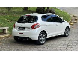 PEUGEOT - 208 - 2015/2015 - Branca - R$ 50.500,00