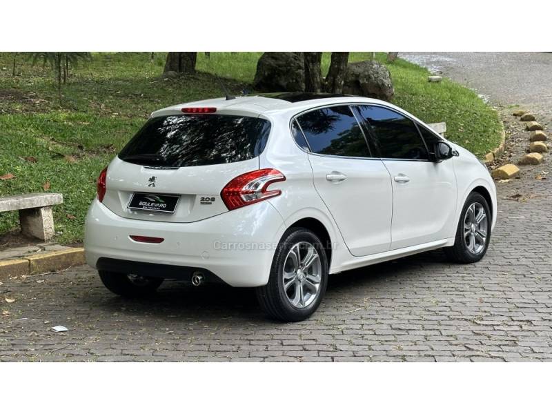 PEUGEOT - 208 - 2015/2015 - Branca - R$ 50.500,00
