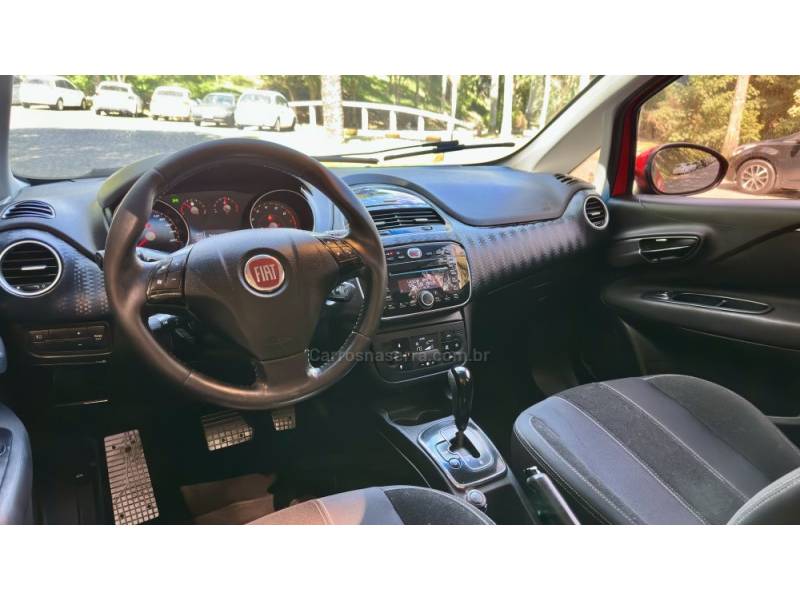 FIAT - PUNTO - 2013/2013 - Vermelha - R$ 38.900,00