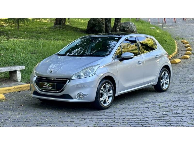 PEUGEOT - 208 - 2014/2015 - Prata - R$ 44.900,00
