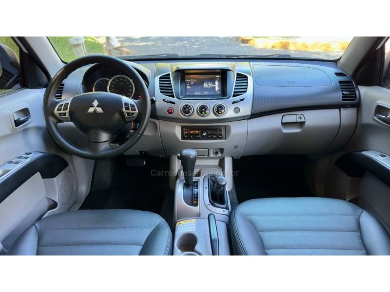 MITSUBISHI - L200 TRITON - 2013/2013 - Branca - R$ 114.900,00