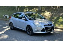 FORD - FOCUS - 2014/2015 - Prata - R$ 59.000,00