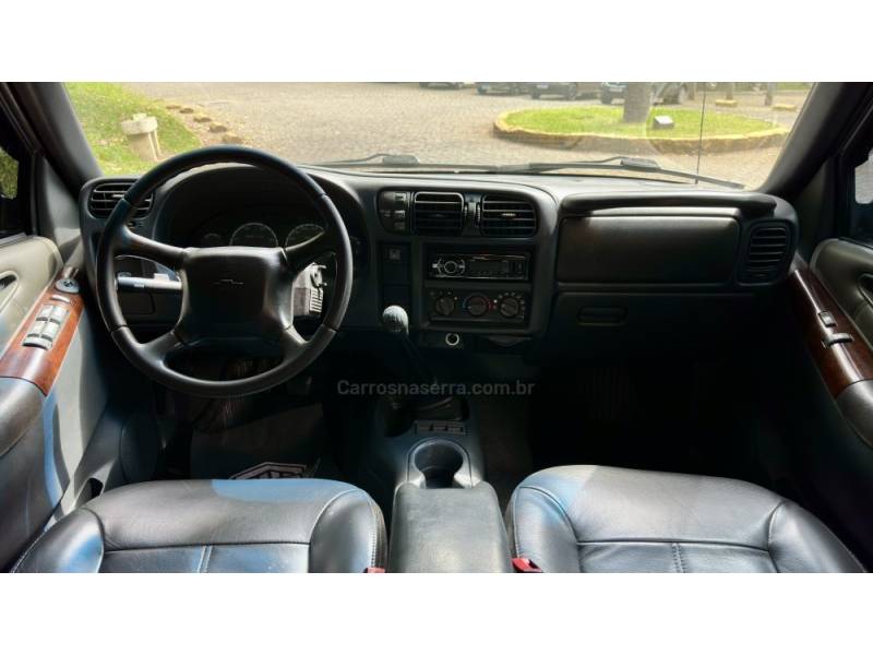 CHEVROLET - S10 - 2004/2004 - Azul - R$ 74.500,00