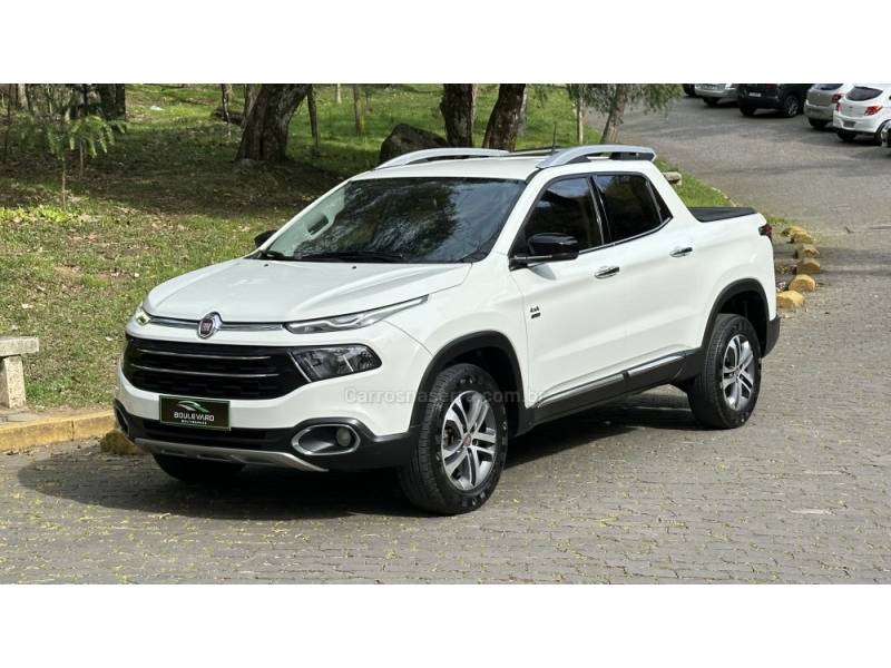 FIAT - TORO - 2017/2018 - Branca - R$ 91.000,00