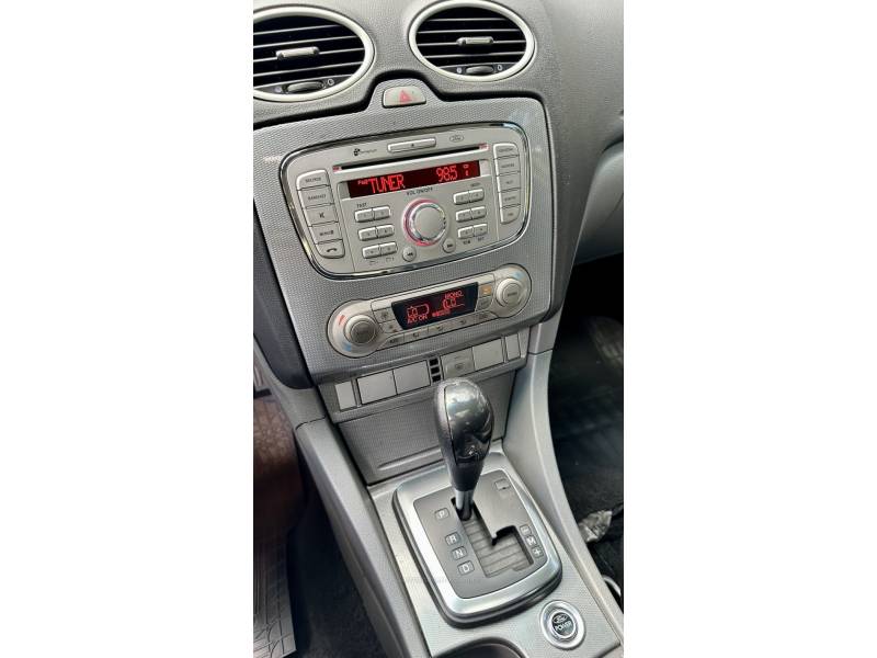 FORD - FOCUS - 2013/2013 - Cinza - R$ 49.900,00