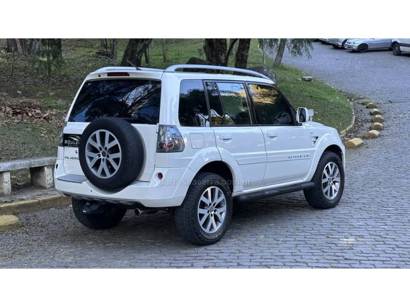 MITSUBISHI - PAJERO TR4 - 2010/2010 - Branca - R$ 59.900,00