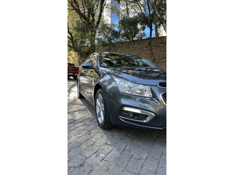 CHEVROLET - CRUZE - 2015/2016 - Cinza - R$ 69.900,00