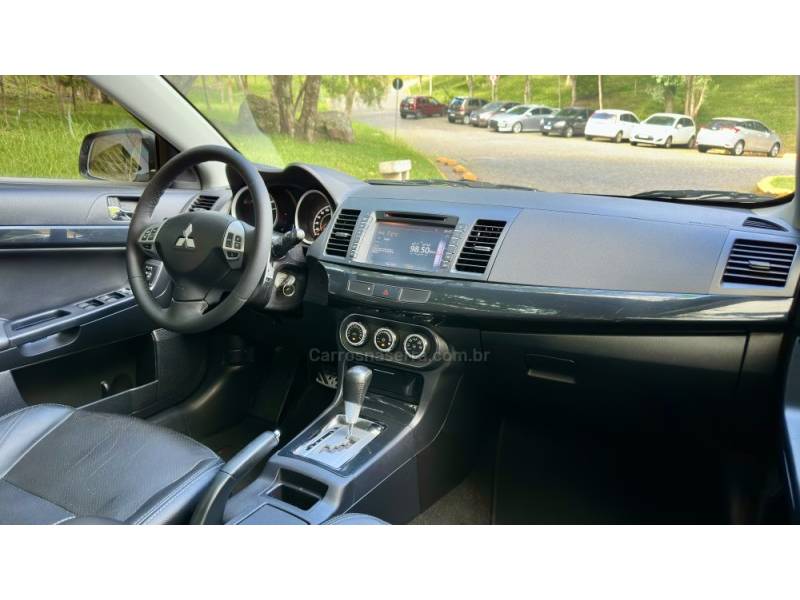 MITSUBISHI - LANCER - 2013/2014 - Branca - R$ 68.900,00