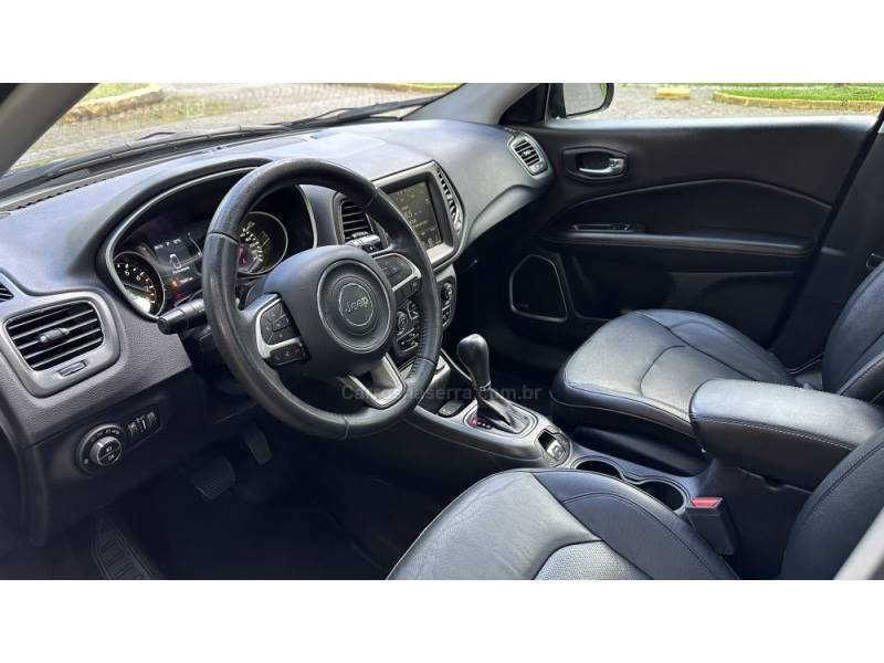 JEEP - COMPASS - 2017/2017 - Preta - R$ 93.900,00