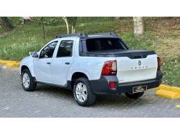 RENAULT - DUSTER OROCH - 2017/2018 - Branca - R$ 71.000,00