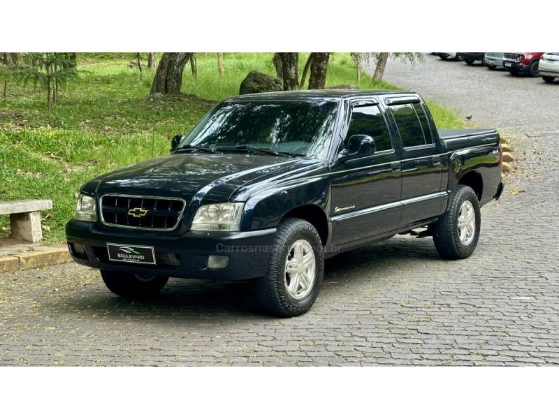 CHEVROLET - S10 - 2004/2004 - Azul - R$ 74.500,00