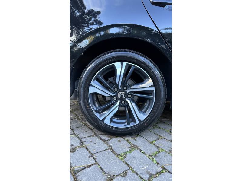 HONDA - CIVIC - 2017/2018 - Preta - R$ 105.900,00